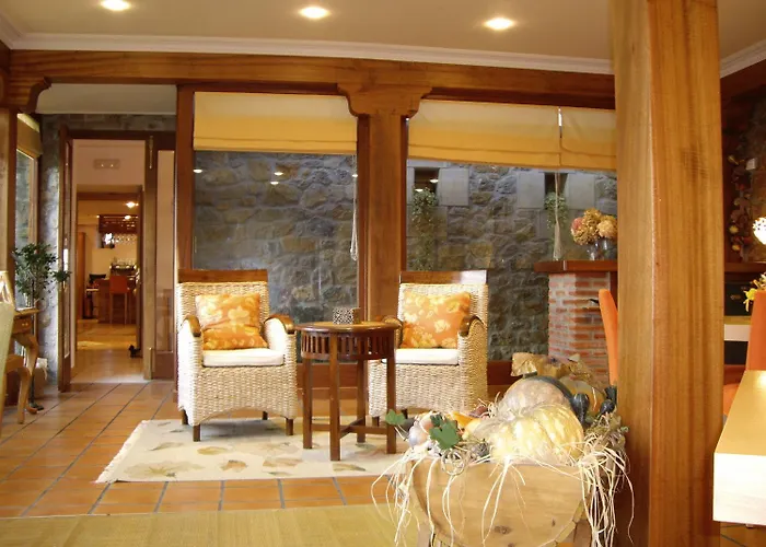 Mar De Santillana Hotel 4*